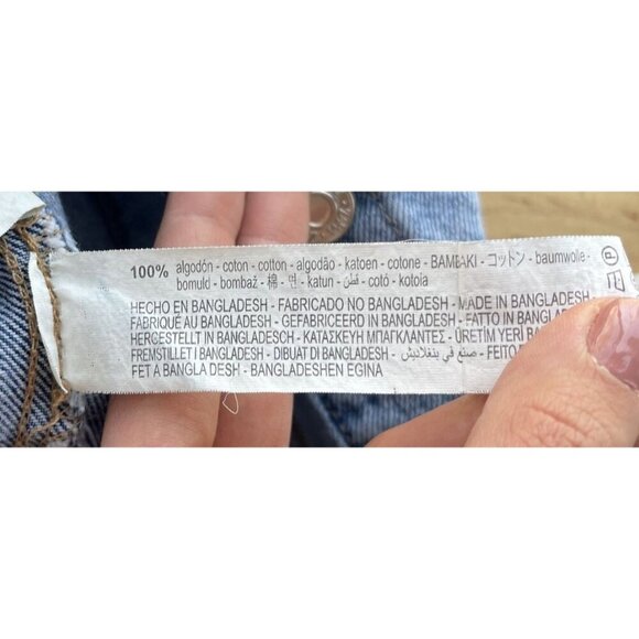 Zara Cropped Denim Jacket XS Frayed Raw Hem Western Cowgirl Light Wash Pockets - Picture 4 of 5